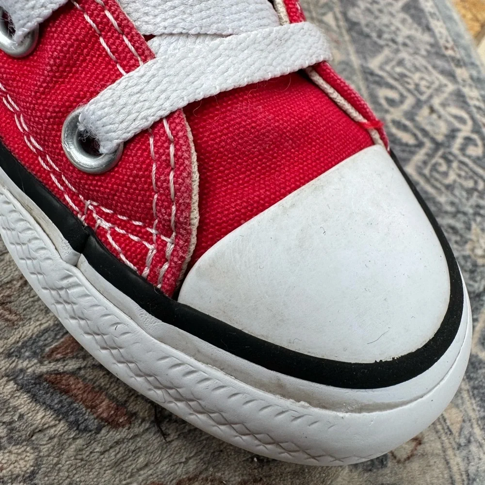 Converse Chuck Taylor All Star High Top Red Canvas Sneakers Youth Size 12